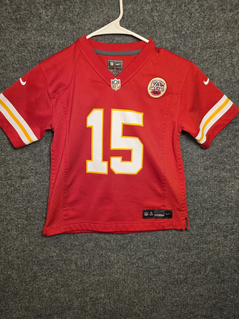 Nike NFL Kansas City Chiefs Patrick Mahomes #15 Youth Large (14-16) Jersey Red L